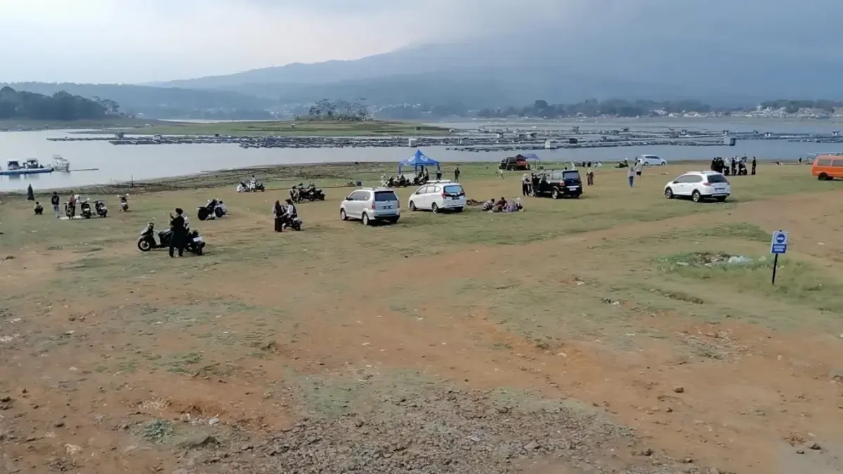 perilaku konsumen di Waduk Darma