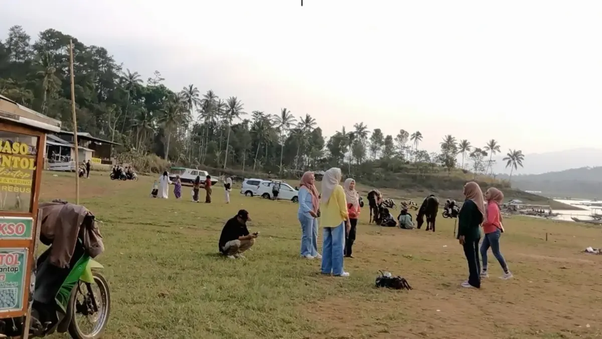 perilaku konsumen di Waduk Darma
